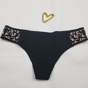 VS Sexy Seamless Black NO SHOW Velvet Panels THONG